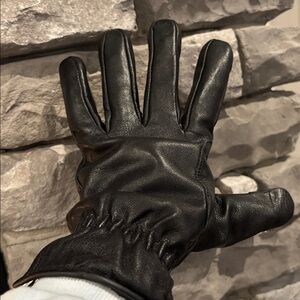 IGLOOS Leather 3M thinsulate insulation,pro text touch,fleece lined warm gloves